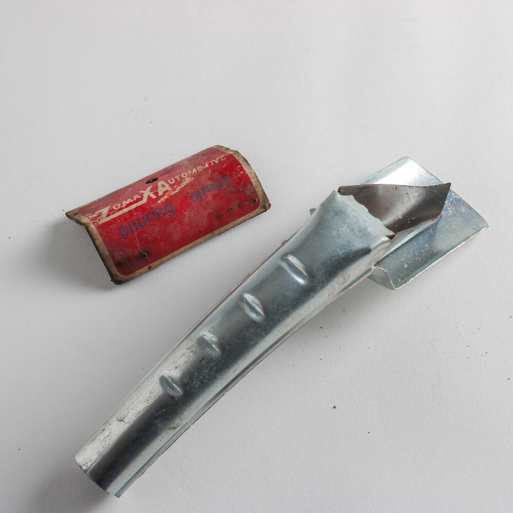 Vintage Zomax Automotive Pouring Spout